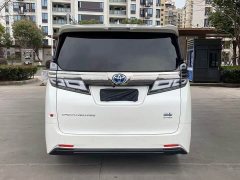 Toyota Vellfire Crown Hybrid 2.5L HV Luxury Edition - фото 4