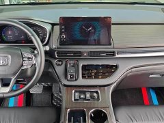 Honda Odyssey 2.0L e:HEV Luxury - ფოტო 12