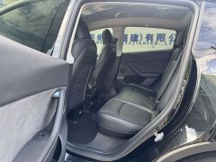 Tesla Model Y Rear-Wheel Drive - ფოტო 6