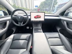 Tesla Model Y Rear-Wheel Drive - ფოტო 7