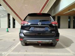 Nissan Qashqai 2.5L XL ITS CVT 4WD Luxury Pilot Edition - photo 5