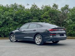 Volkswagen Lingdu L 280TSI DSG Dazzling Red Edition - ფოტო 5