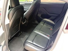 Tesla Model Y Long Range All-Wheel Drive - ფოტო 6