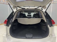 Nissan Qashqai 2.0L FWD Smart Connect Premium Edition - photo 20