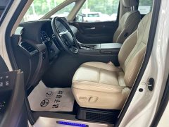 Toyota Alphard Hybrid 2.5L Premium Edition - ფოტო 8