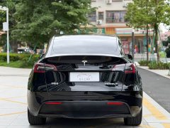Tesla Model Y Standard Range RWD - ფოტო 4
