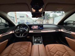 BMW 7 Series 735Li M Sport Package - ფოტო 5