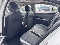 Volkswagen Sagitar S 1.5L Elite - ფოტო 5