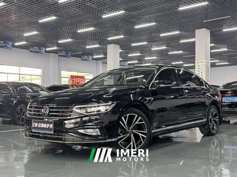 2022 Volkswagen Magotan 330TSI DSG 30th Anniversary Edition