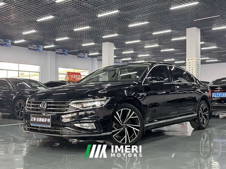 Volkswagen Magotan 330TSI DSG 30th Anniversary Edition