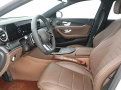 Mercedes-Benz E-Class New Energy E 350 e L Plug-in Hybrid Sport Sedan - ფოტო 4