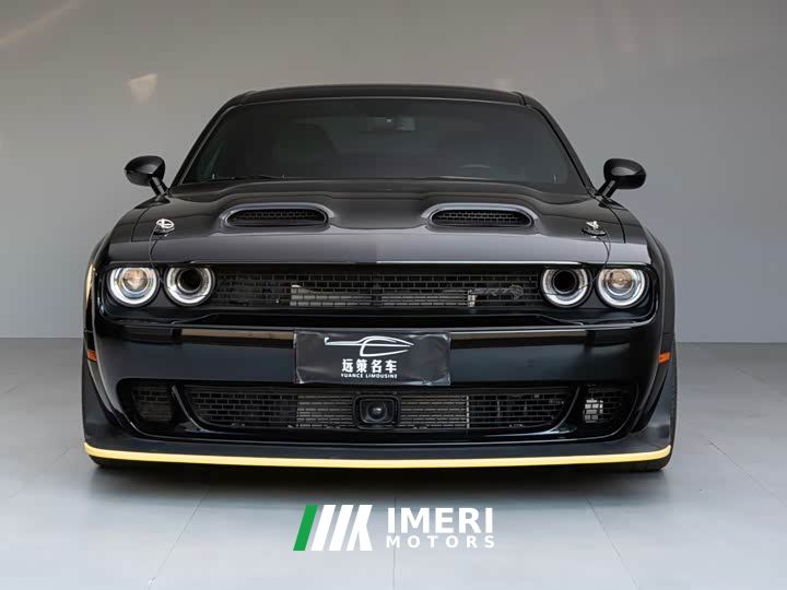 Dodge SRT 6.2T Automatic - ავტომობილი ჩინეთიდან