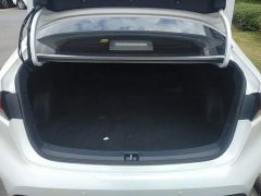 Toyota Corolla 1.8L CVT Luxury - ფოტო 4