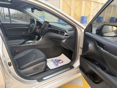 Toyota Camry 2.5G Luxury - ფოტო 11