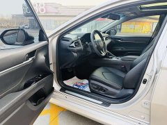 Toyota Camry 2.5G Luxury - ფოტო 12