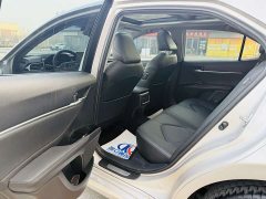 Toyota Camry 2.5G Luxury - ფოტო 8