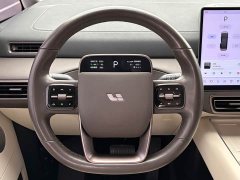 Li Auto Li Xiang MEGA Ultra - ფოტო 12