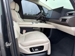 Li Auto Li Xiang MEGA Ultra - ფოტო 14