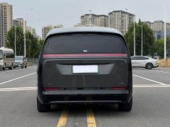 Li Auto Li Xiang MEGA Ultra - ფოტო 18