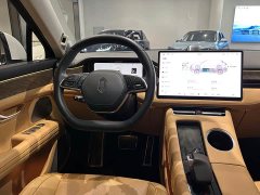 AITO Wenjie M5 Extended Range AWD Ultimate Edition - ფოტო 9