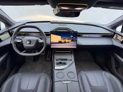 Lotus EMEYA 2025 600 Luxury - ფოტო 14