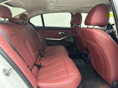 BMW 3 Series 320Li M Sport Package - ფოტო 14