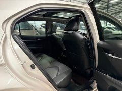 Toyota Camry 2.5G Luxury - ფოტო 15