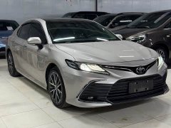 Toyota Camry 2.5G Luxury - ფოტო 3