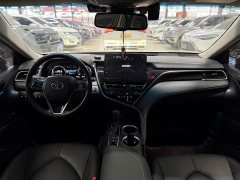Toyota Camry 2.5G Luxury - ფოტო 9