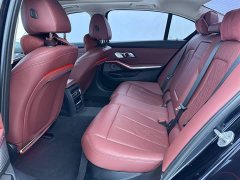 BMW 3 Series 320Li M Sport Package - ფოტო 18
