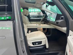 Li Auto Li Xiang MEGA Ultra - ფოტო 17
