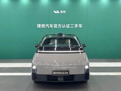 Li Auto Li Xiang MEGA Ultra - ფოტო 2