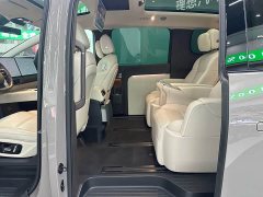 Li Auto Li Xiang MEGA Ultra - ფოტო 4