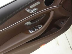 Mercedes-Benz E-Class E 300 L Fashion Edition - ფოტო 10