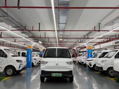 E-Porpoise Jiangtu Wide Body 38.64kWh CATL Lithium Battery - photo 2