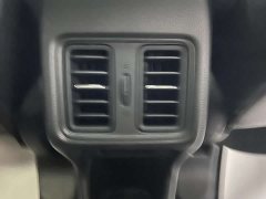 Honda Vezel 1.5L CVT Luxury - ფოტო 9