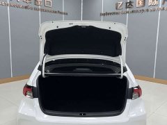 Toyota Corolla 2021 Hybrid 1.8L E-CVT Elite - ფოტო 9