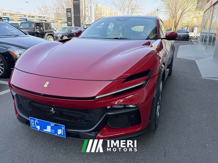 Ferrari Purosangue 6.5L V12