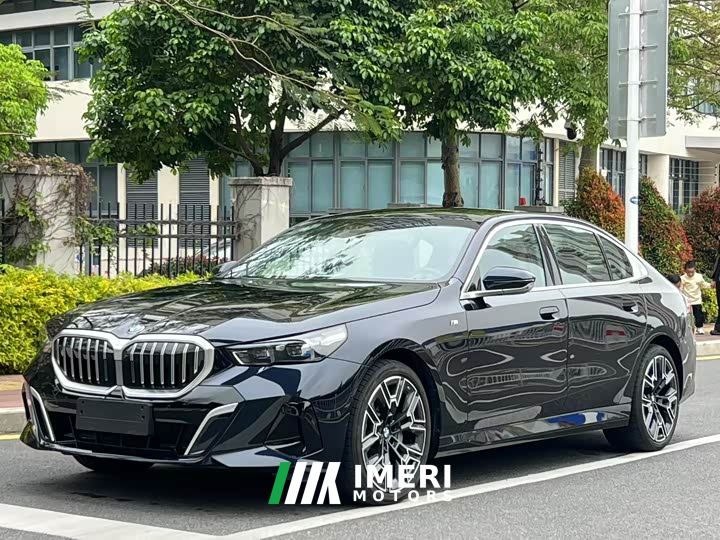 BMW 5 Series 530Li Luxury M Sport Package