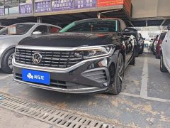 Volkswagen Passat 330TSI Elite - ფოტო 1