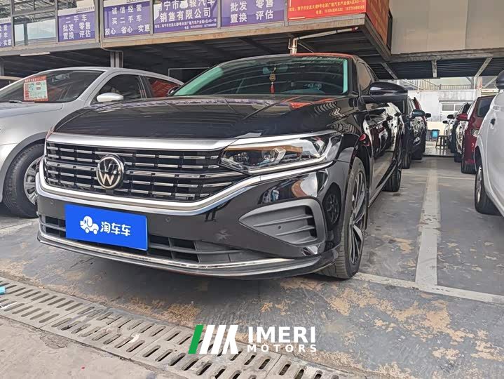 Volkswagen Passat 330TSI Elite