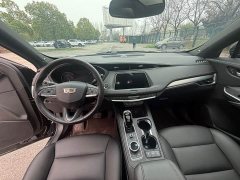 Cadillac XT4 28T FWD Luxury - ფოტო 8