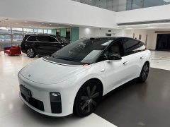 Li Auto i6 Four-Wheel Drive Standard Edition - ფოტო 7