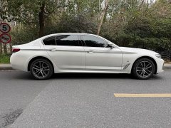 BMW 5 Series 525Li M Sport Package - ფოტო 2