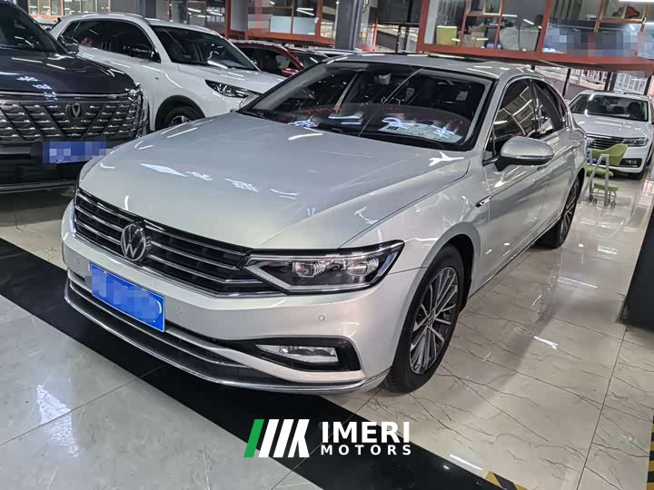 Volkswagen Magotan 2020 330TSI DSG Advance - ავტომობილი ჩინეთიდან
