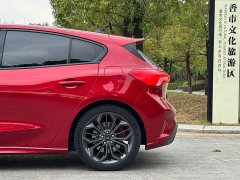 Ford Focus 2022 Hatchback EcoBoost 180 Automatic ST Line - ფოტო 20