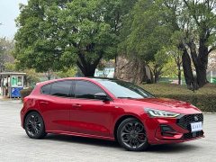 Ford Focus 2022 Hatchback EcoBoost 180 Automatic ST Line - ფოტო 3