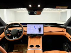 Xiaomi YU7 2025 Four-Wheel Drive Max Edition - ფოტო 11