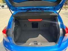 Ford Focus Hatchback EcoBoost 180 Automatic ST Line - ფოტო 11