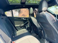 Ford Focus Hatchback EcoBoost 180 Automatic ST Line - ფოტო 15